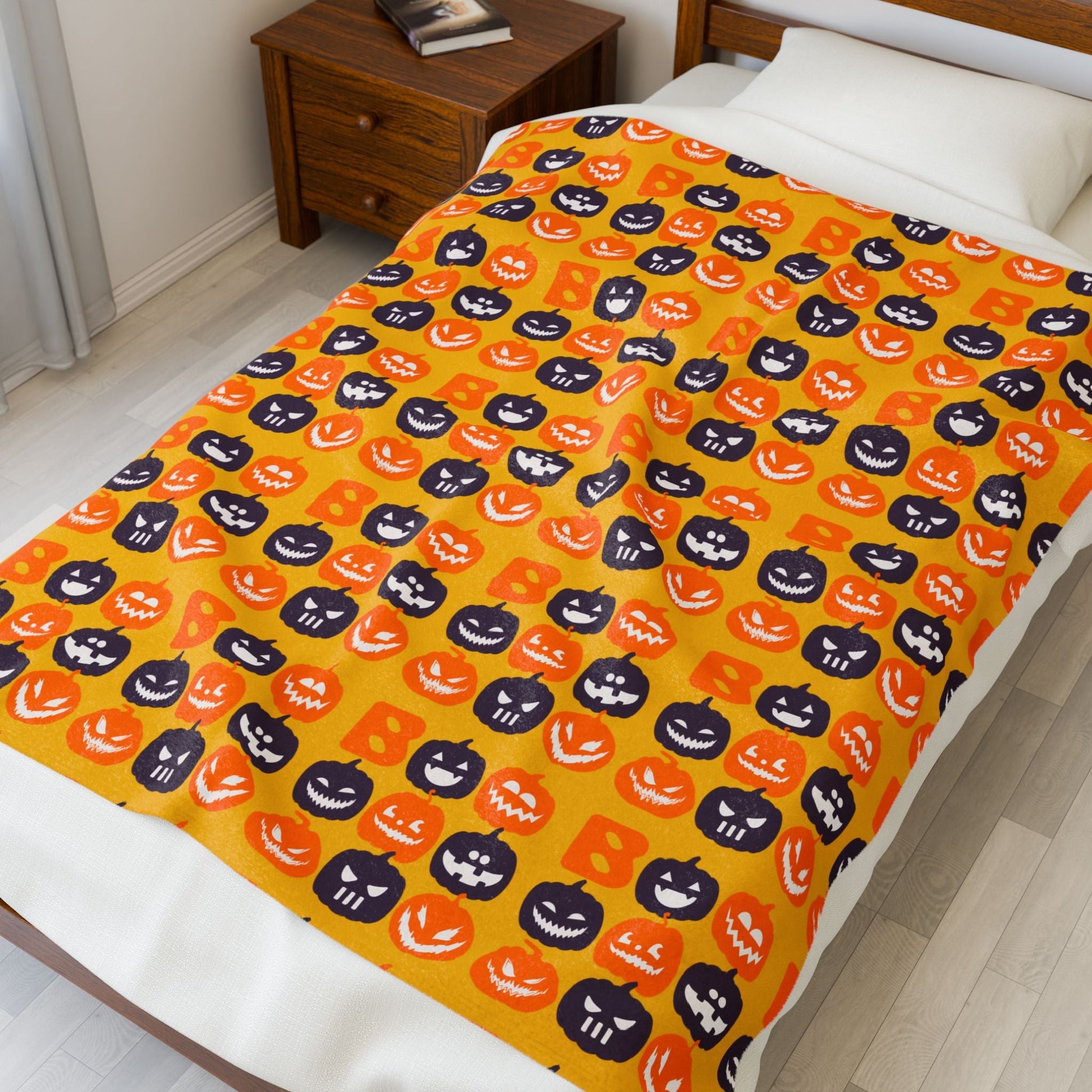 Velveteen Plush Blanket - Pumpkin Halloween Design, Cozy Fall Home Decor, Soft Throw Blanket, Warm Sofa - Gooso Pixel