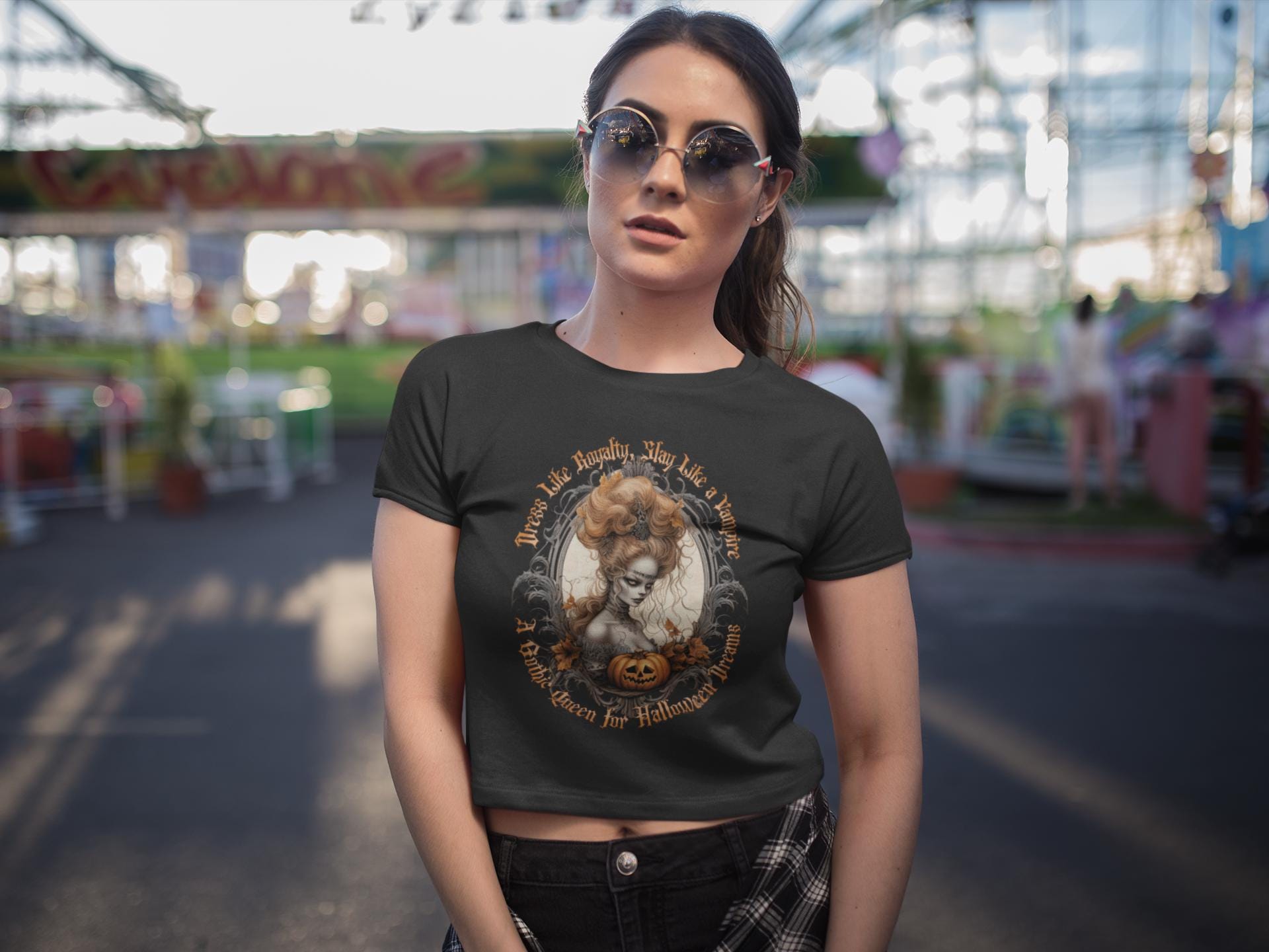 Women's Flowy Cropped Tee, Gothic Queen Halloween
